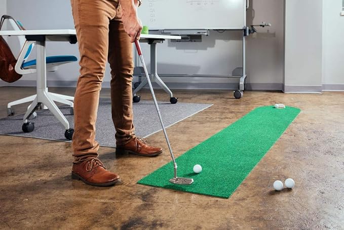 PUTT-A-BOUT The Par 1 "360" Putting Mat, Green, 18-Inch x 8-Feet (57P1808930)