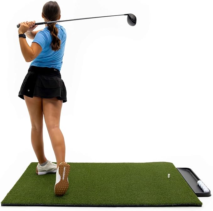 Dura-Pro Premium Turf Indoor/Outdoor Golf Mat. Bonus Tray + 3 Tees