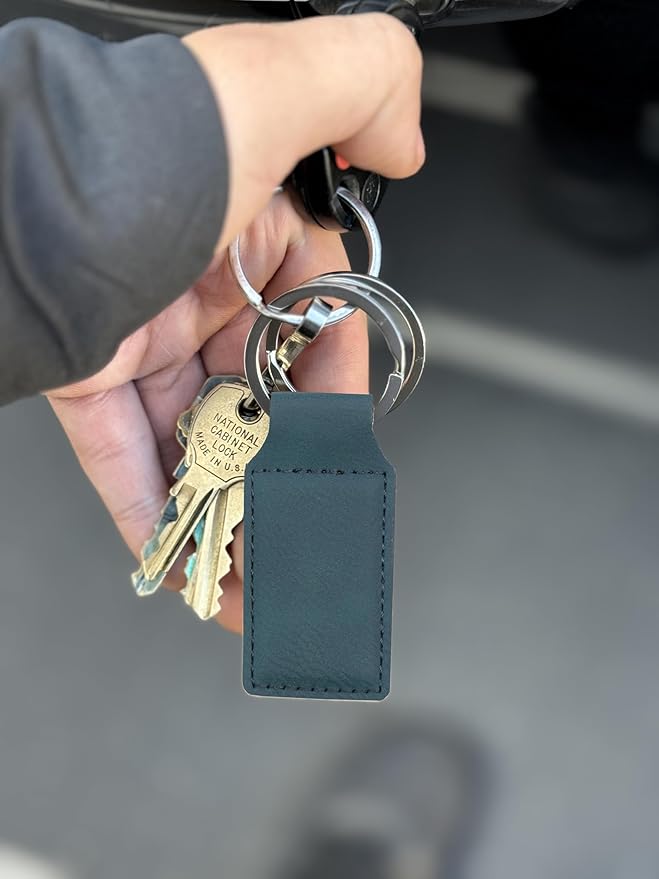 LaserGram Rectangle Keychain, Golfer Golfing, Personalized Engraving Included
