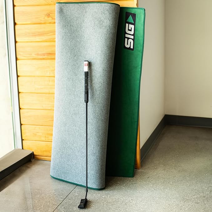 SIG LITE Putting Green - Professional-Grade, Indoor Practice Putting Mat - Realistic Feel - Easy Storage