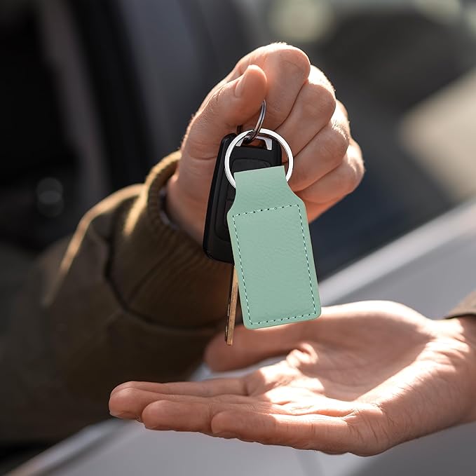 LaserGram Rectangle Keychain, Golfer Golfing, Personalized Engraving Included