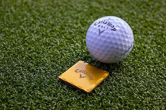 Callaway Heritage Golf Accessories Kit - Features a Premium Club Brush, valuables Pouch, tees and a Gold and Silver Metal Golf Ball Marker
