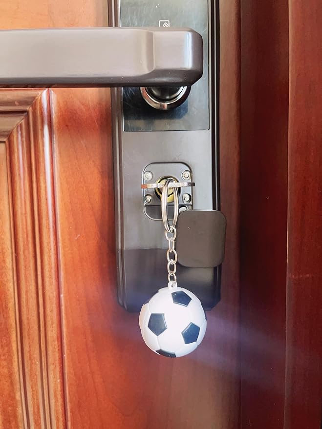 Mini 3D Soccer Sports Fan Keychains Birthday Backpack Pendant for Friend - Car Keychain Men's Toy Cool Football Gifts