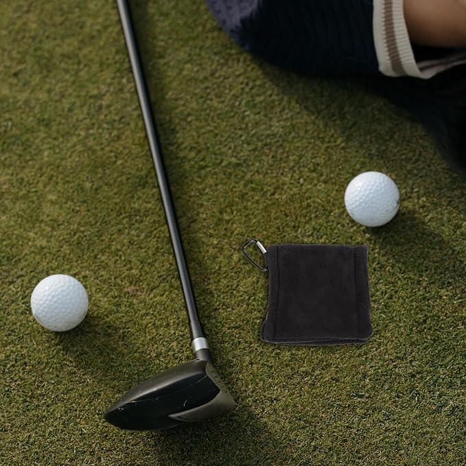 Golf Ball Towel with Buckle 14X14Cm Microfiber Golf Cleaning Cloth for Club and Ball Maintenance