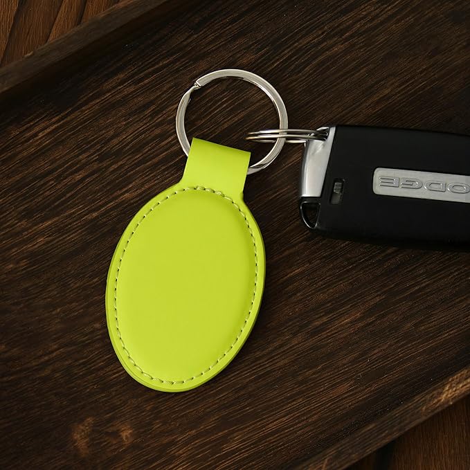 LaserGram Oval Keychain, Golfer Golfing, Personalized Engraving Included (Neon Green)