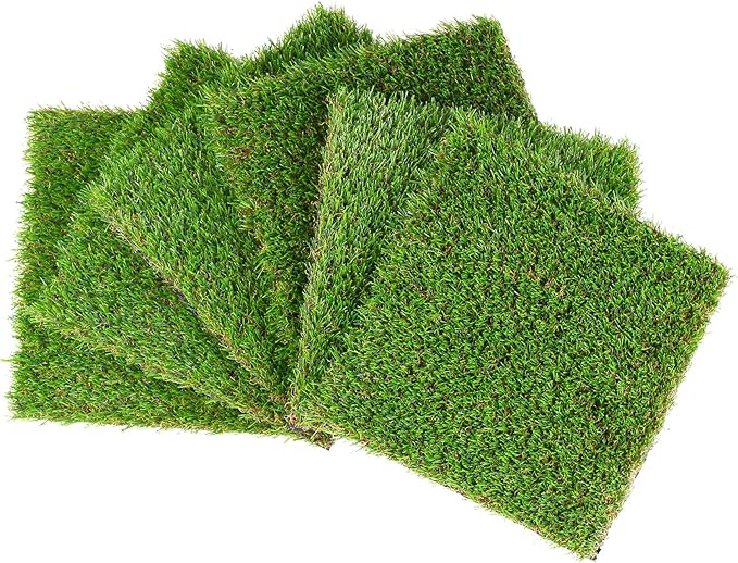 GLOBREEN Artificial Grass Squares Placemats Green Christmas Table Centerpiece Decor Golf Theme Party, Birthday, Baby Shower, Dining, 12" x 12", 6 Pack