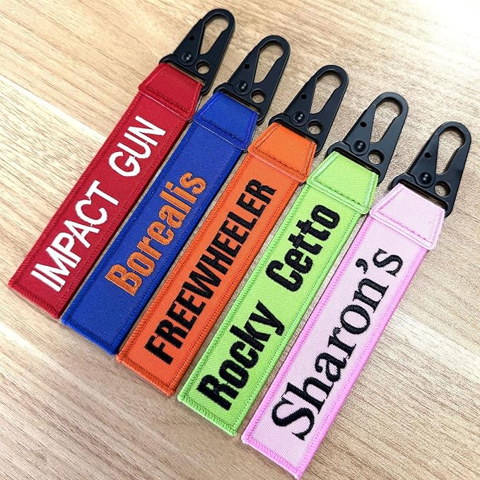 ssass Customized Keychain, 1PCS Embroidery Name Text Motorcycle Key Tag, Personalized Luggage Tags Car Keyring Key Tags, Unisex Keychain for Rooms Backpacks Biker