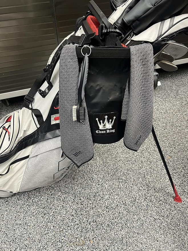 Keyfit Tools Clean King Golf Club Cleaner Golf Ball Grip Washer Holder Accessories Cleaning On Your Bag ~ 1 Wet Towel 1 Dry Towel 1 Water Reservoir 1 Interior Brush Pad 1 Exterior Brush Groove Tool